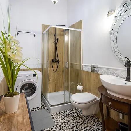 2-room In The Center Apartment